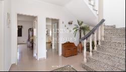 Fantastic 5-bedroom villa, with pool, for sale, in Carvoeiro, Algarve