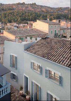 Traditional rehabilitated house for sale in the village of Calvi, Calvia 07184