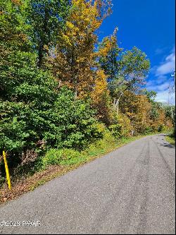 Lot 73 Highland Avenue, Milford PA 18337