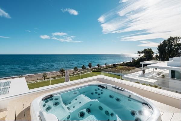 Emare Jade, luxury penthouse apartment on the seafront
