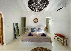 Newly renovated villa with sea views in Cala en Baster