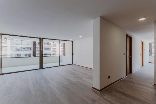 Name: 4-bedroom apartment including services, in Las Condes.