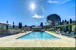 Domaine des Alpilles, Luxury Property with tennis court in Provence