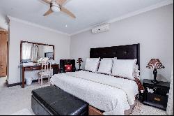 Immaculate 6 Bed house for sale in Fernbrook Estate