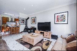 Immaculate 6 Bed house for sale in Fernbrook Estate