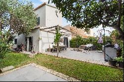 Charming beach house with tourist rental license in Colonia Sant Pere, Mallorca