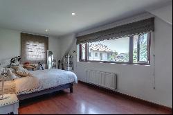 Spacious Family House in a Lovely Residential Area