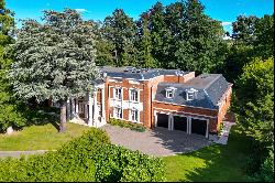 Torland Drive, Oxshott, Surrey, KT22 0SA