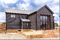 Kilnfield Barns, Woodhall Hill, Chignal St James, Chelmsford, Essex, CM1 4ST