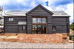 Kilnfield Barns, Woodhall Hill, Chignal St James, Chelmsford, Essex, CM1 4ST