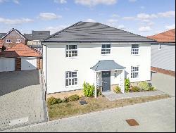 Fusiliers Green, Heckfords Road, Great Bentley, Colchester, CO7 8PQ