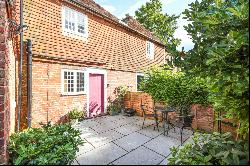 Upper Wilsley Cottages, Angley Road, Cranbrook, Kent, TN17 2LF