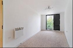 Honeybourne Way, Cheltenham, Gloucestershire, GL50 3UB