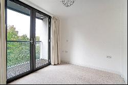 Honeybourne Way, Cheltenham, Gloucestershire, GL50 3UB