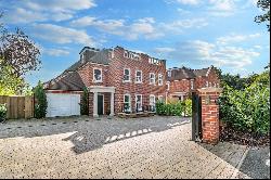 Beechwood Drive, Marlow, Buckinghamshire, SL7 2DJ