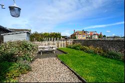 Coastguard Cottages, Admiralty Lane, Elie, KY9 1BJ