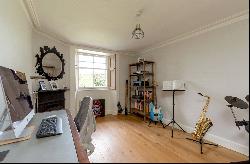 Inverleith Place, Inverleith, Edinburgh, EH3 5PA