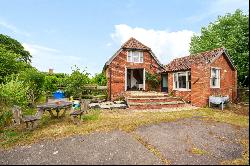 Flatford Lane, East Bergholt, Colchester, Suffolk, CO7 6UN