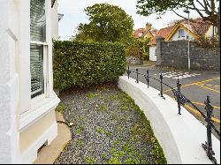 Elm Grove, St. Peter Port, Guernsey, GY1 1UR