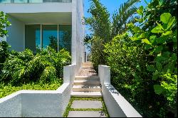 West 48th Street, Miami Beach, Florida, 33140