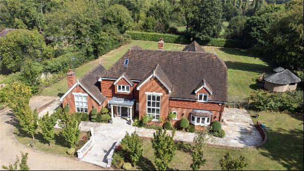 Coldharbour Lane, Hildenborough, Tonbridge, Kent, TN11 9LE