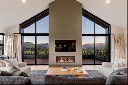 Luxury Living in Kawarau Heights