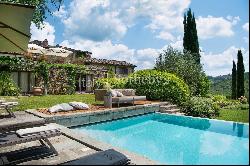 Beautiful farmhouse in the heart of Chianti