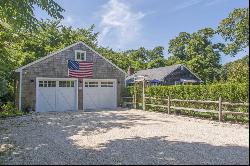 LOVELY EAST HAMPTON COTTAGE WITH POOL