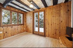 Pretty chalet in the heart of the forest, close to the plain