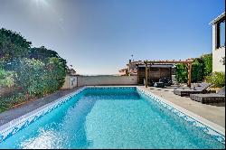 Carry-le-Rouet, Côte Bleue - Provençal House with Sea View and Pool