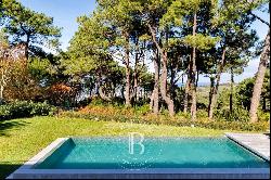 SIGNATURE - Luxury Villa with Sea View & Pool in Bidart