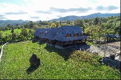 TRADITIONAL HOUSES IN BREB, MARAMURES