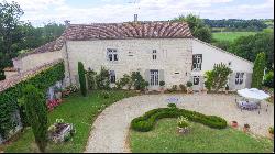 Medieval fortified property near Duras