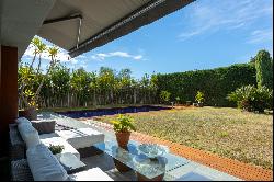 Modern with pool and privacy in Sant Vicenç de Montalt - Costa BCN