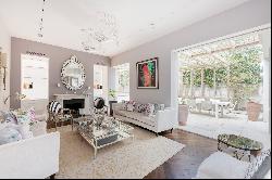 Gorgeous six-bedroom house in St John's Wood.