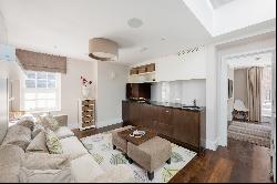 Gorgeous six-bedroom house in St John's Wood.