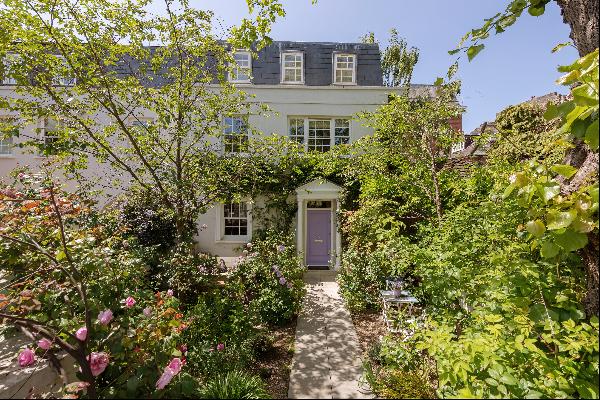 Gorgeous six-bedroom house in St John's Wood.