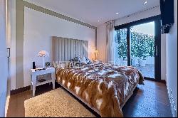 Prestigious duplex apartment in Porza with private garden & wide view of Lake Lugano for 