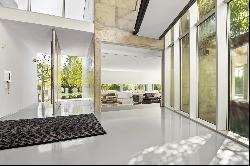 Contemporary villa in a private condominium