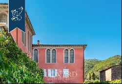 Tuscan villa for sale in the heart of the renowned Lucca area