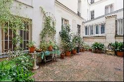 Place Saint-Georges / Rue des Martyrs - Bright 2 bedrooms apartment