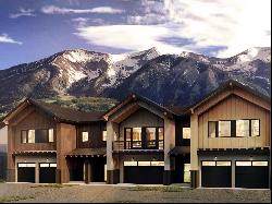 Luxury Townhome with Incredible Mountain Views