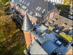 LUXURY APARTMENT WITH ROOFTOP TERRACE IN THE UFERPALAIS, OLD TUCHFABRIK