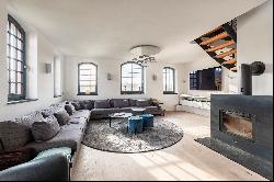 LUXURY APARTMENT WITH ROOFTOP TERRACE IN THE UFERPALAIS, OLD TUCHFABRIK