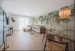 Beautifully styled fifth floor apartment walking distance to the, Marbella 29660