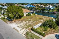 609 Spinnaker DR, Marco Island FL 34145