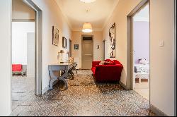 Perpignan Centre: charming town house with garden and garage