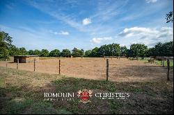 ORGANIC FARM WITH EQUESTRIAN FACILITY FOR SALE IN ORVIETO