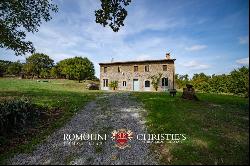 ORGANIC FARM WITH EQUESTRIAN FACILITY FOR SALE IN ORVIETO