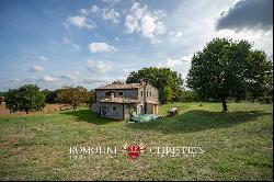 ORGANIC FARM WITH EQUESTRIAN FACILITY FOR SALE IN ORVIETO